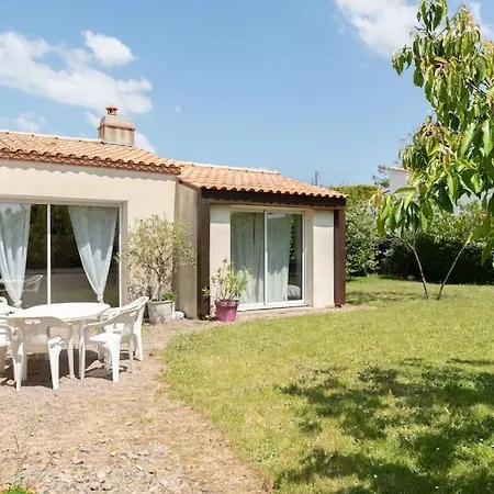 Villa Spacieux & Lumineux, Ste Marie, A Pied Pornic